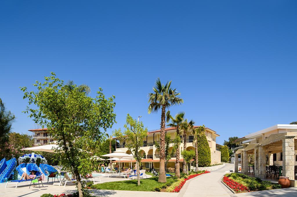 Portes Beach Hotel Nea Poteidaia Exteriör bild