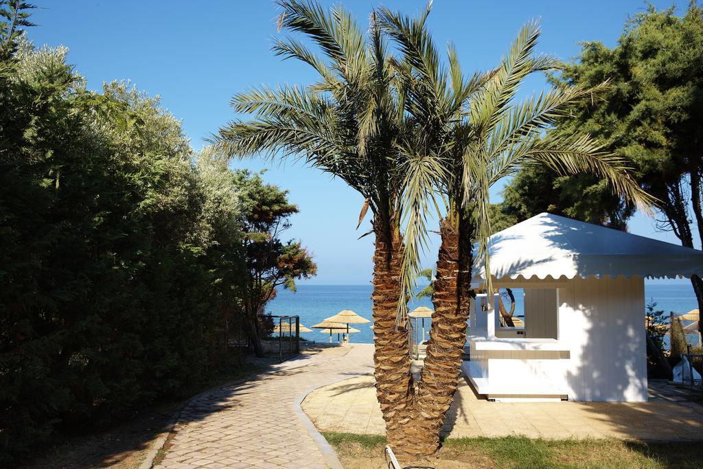 Portes Beach Hotel Nea Poteidaia Exteriör bild